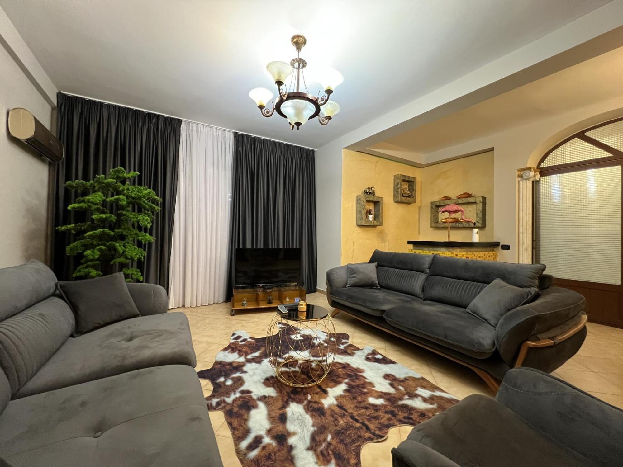 Elly Apartment Дуррес Екстер'єр фото