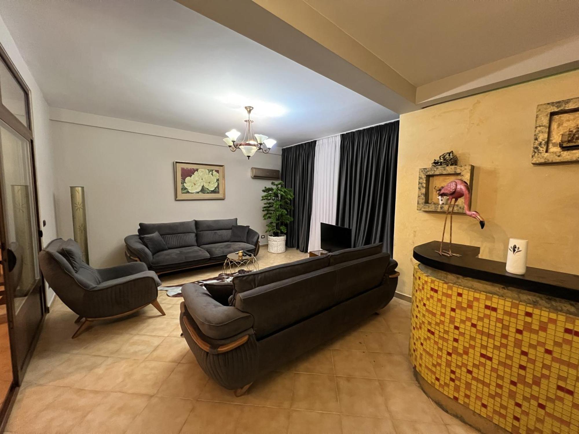 Elly Apartment Дуррес Екстер'єр фото